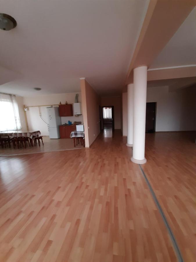 موكاشيفه Apartments On Parkaniya 2A المظهر الخارجي الصورة